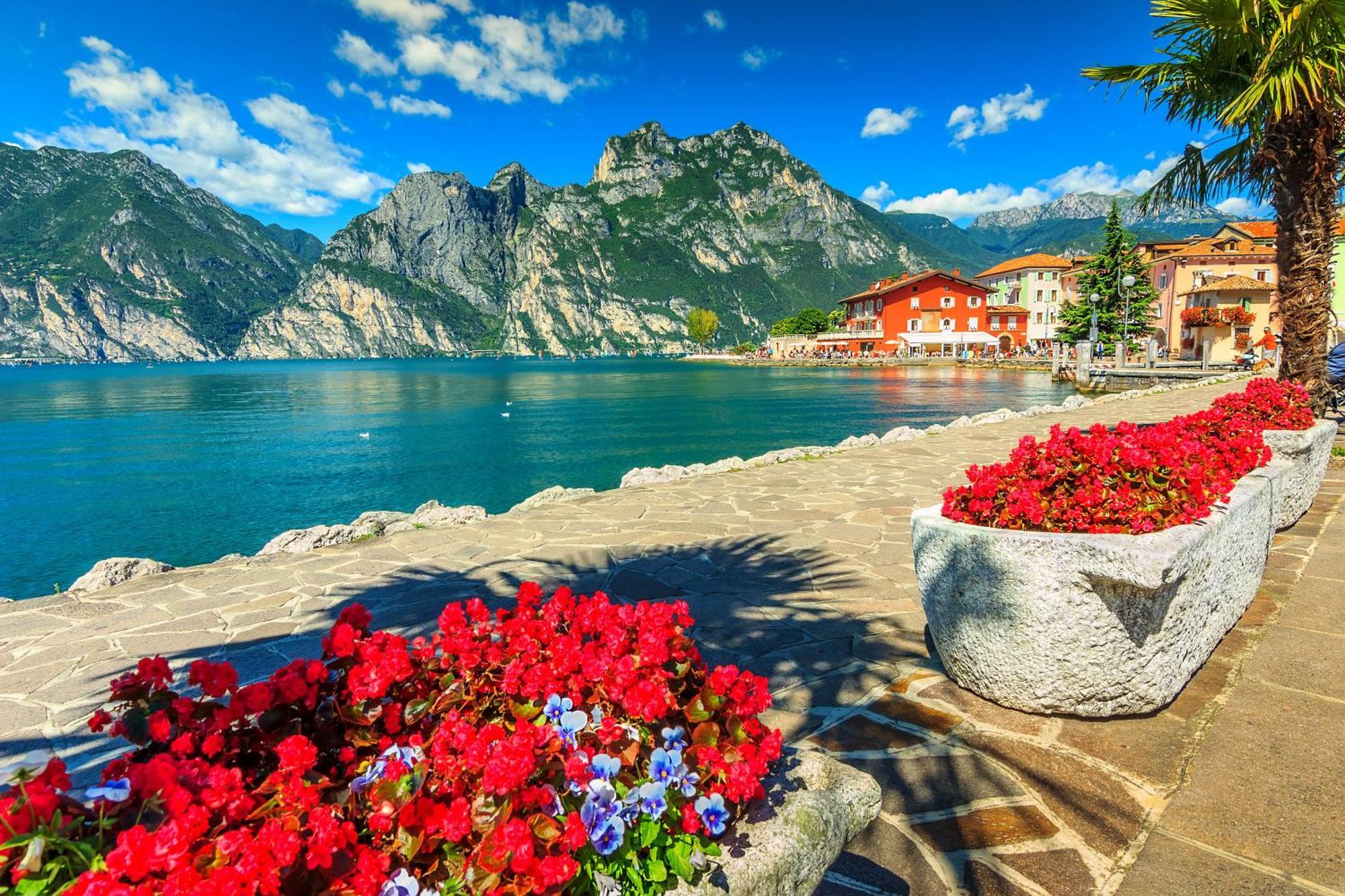 Appartamento Centro Storico Riva 2 - Happy Rentals エクステリア 写真