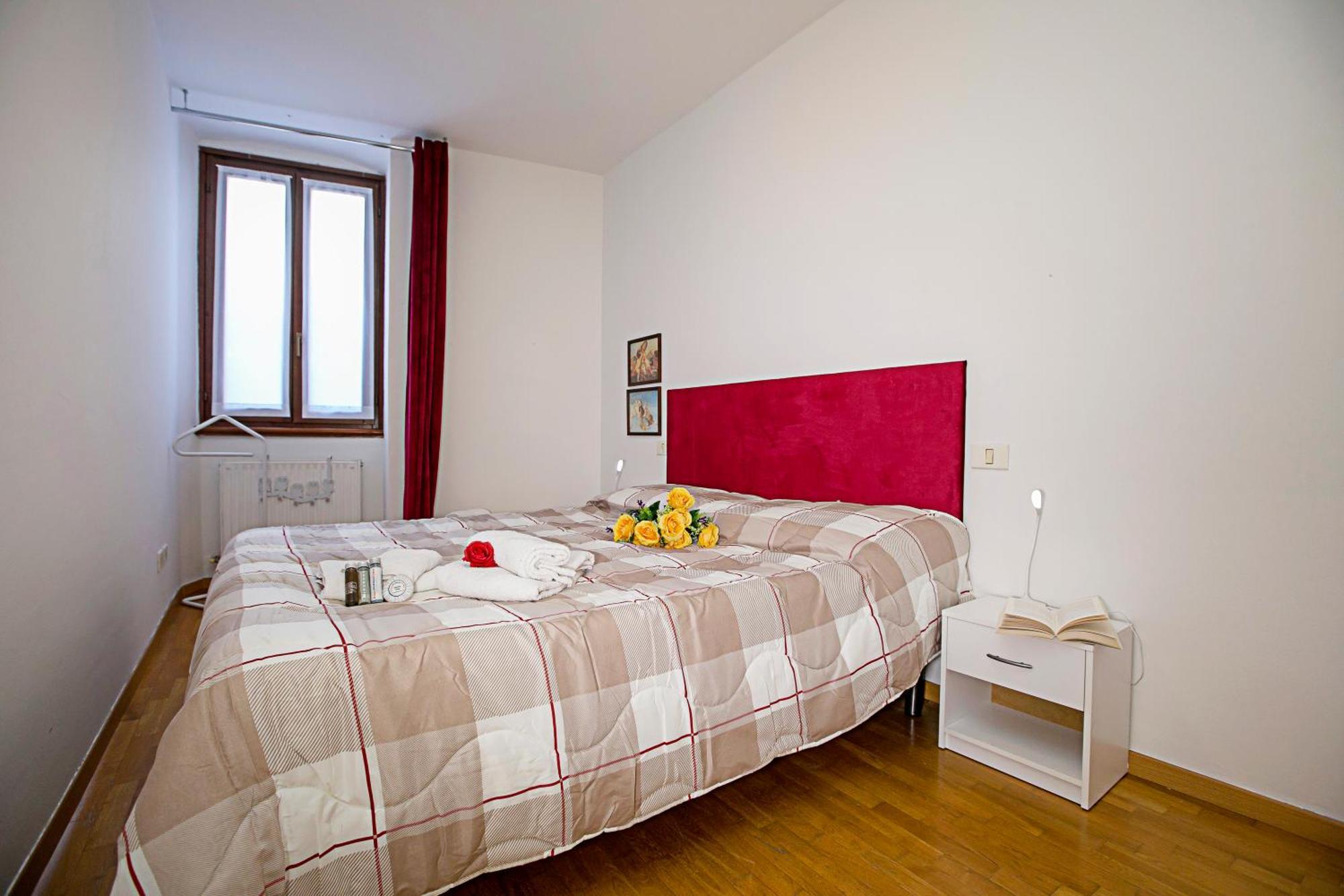 Appartamento Centro Storico Riva 2 - Happy Rentals エクステリア 写真