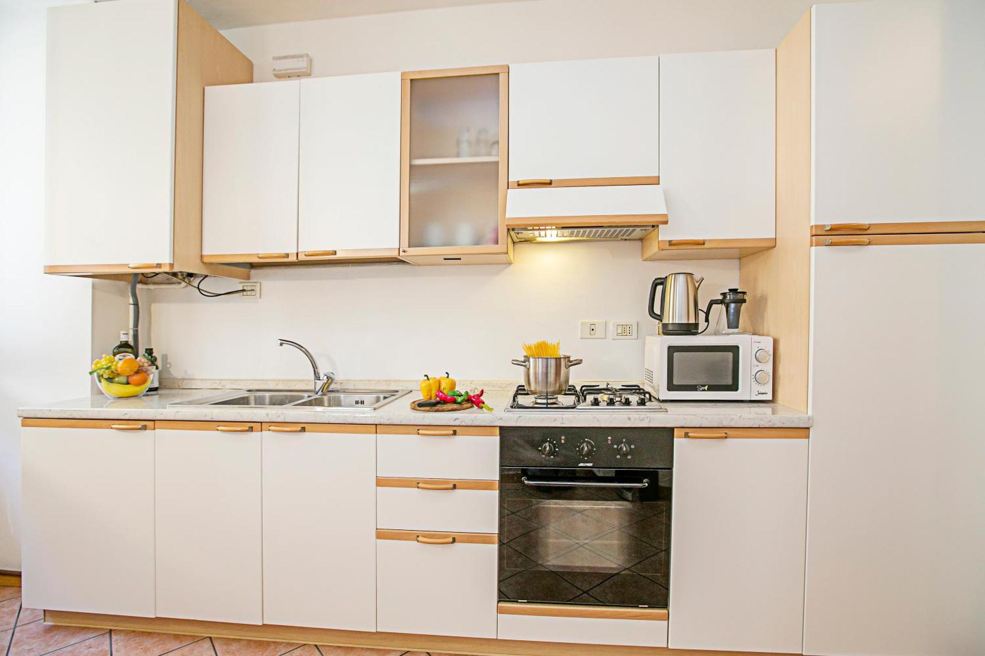 Appartamento Centro Storico Riva 2 - Happy Rentals エクステリア 写真